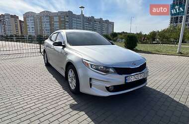 Седан Kia K5 2015 в Львові