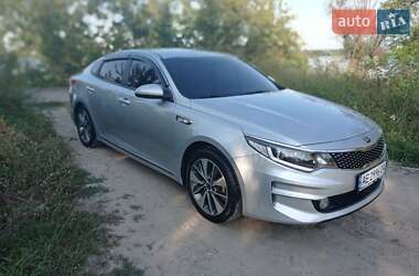 Седан Kia K5 2016 в Днепре