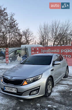 Седан Kia K5 2014 в Києві