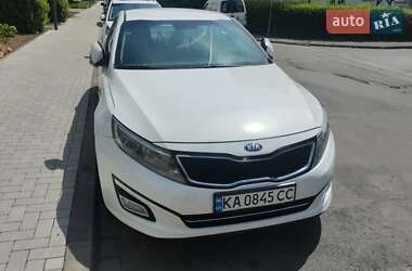 Седан Kia K5 2015 в 