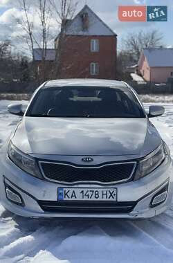Седан Kia K5 2014 в 