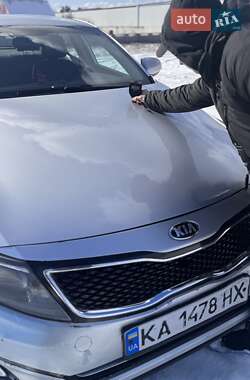 Седан Kia K5 2014 в 