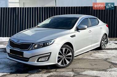 Седан Kia K5 2014 в Києві