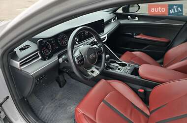 Седан Kia K5 2020 в 