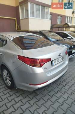 Седан Kia K5 2012 в 