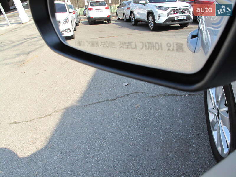 Седан Kia K5 2017 в Киеве фото 81 Седан Kia K5 2017 в Киеве