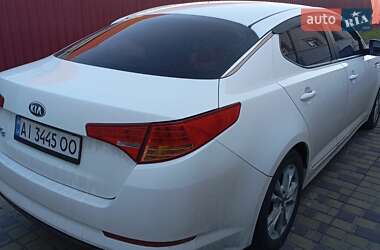 Седан Kia K5 2013 в 