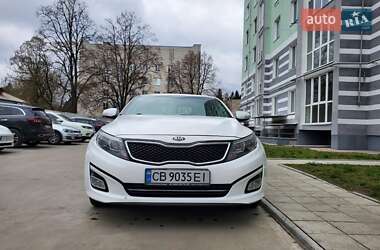 Седан Kia K5 2015 в 