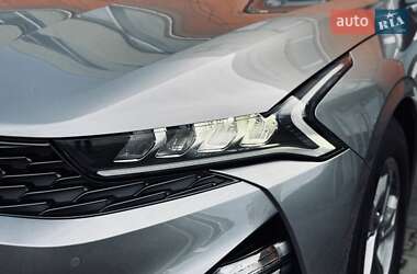 Седан Kia K5 2020 в 