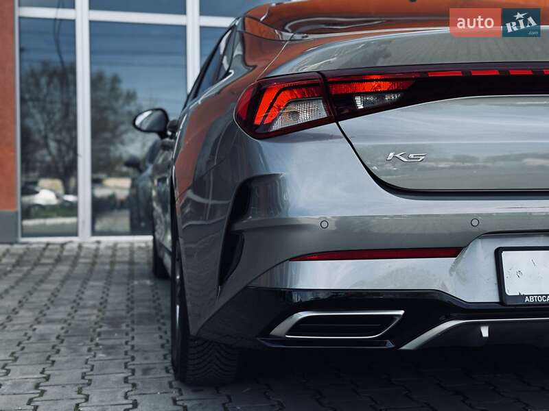 Седан Kia K5 2020 в Одессе