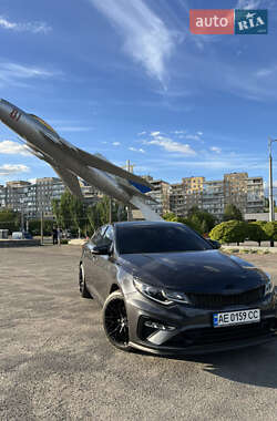 Седан Kia K5 2019 в 