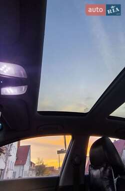 Седан Kia K5 2011 в 