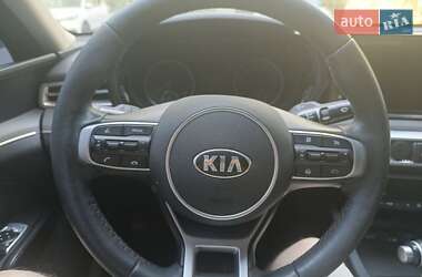 Седан Kia K5 2020 в 