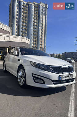 Седан Kia K5 2014 в Одесі