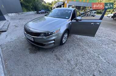Седан Kia K5 2017 в Києві