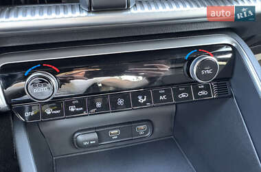 Седан Kia K5 2020 в 