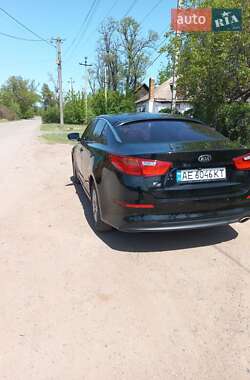 Седан Kia K5 2015 в 