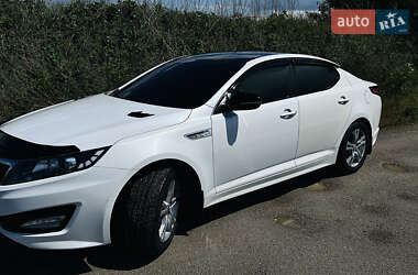 Седан Kia K5 2012 в 