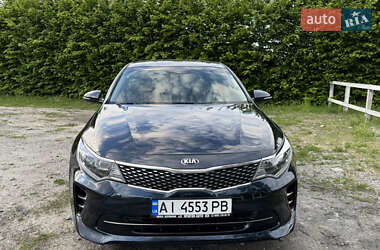 Седан Kia K5 2017 в 