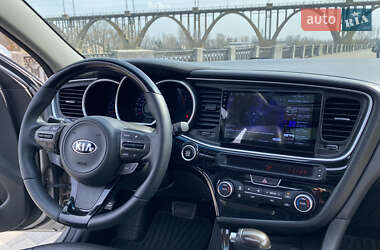Седан Kia K5 2013 в 
