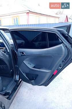 Седан Kia K5 2013 в 