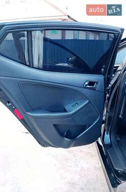 Седан Kia K5 2013 в 