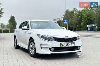 Седан Kia K5 2015 в Білій Церкві