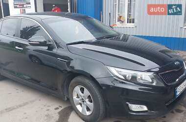 Седан Kia K5 2015 в 
