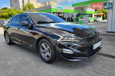 Седан Kia K5 2020 в 