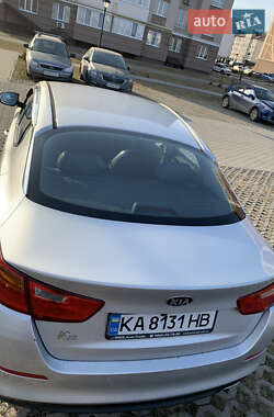 Седан Kia K5 2015 в 