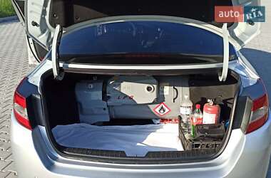 Седан Kia K5 2012 в 