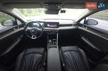 Седан Kia K5 2021 в 