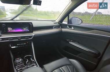 Седан Kia K5 2021 в 