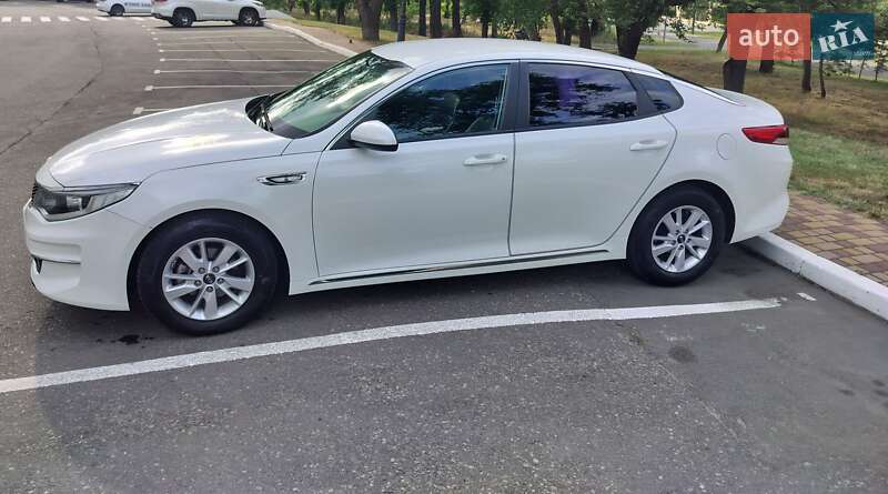Kia K5 2016