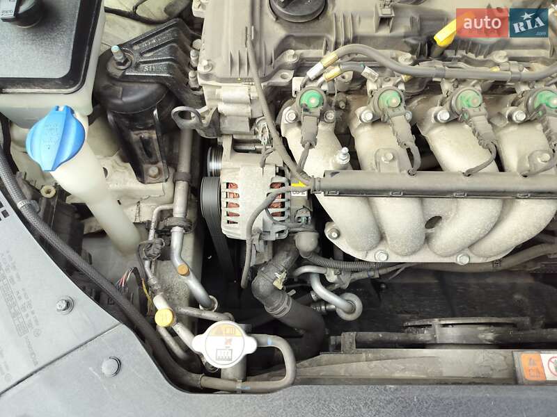 Седан Kia K5 2016 в Одессе