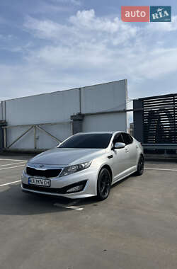 Седан Kia K5 2013 в 