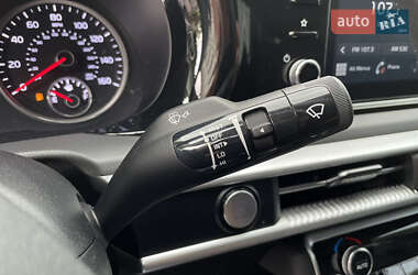 Седан Kia K5 2021 в 