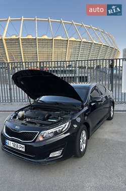 Седан Kia K5 2014 в 
