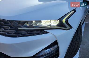 Седан Kia K5 2020 в 