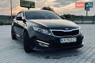 Седан Kia K5 2010 в 