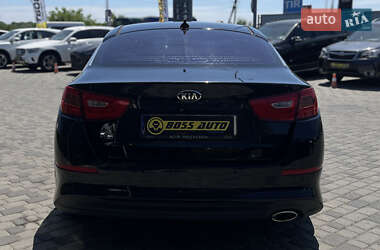 Седан Kia K5 2014 в 