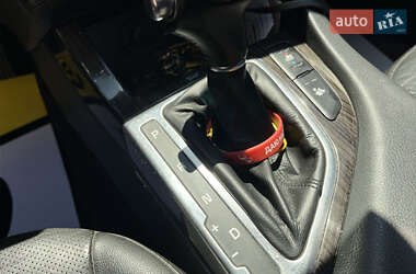 Седан Kia K5 2014 в 