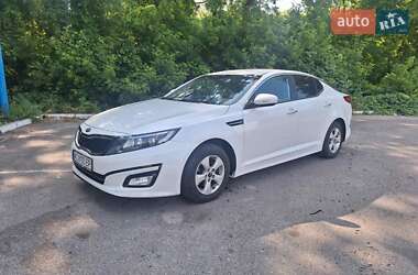 Седан Kia K5 2015 в Днепре
