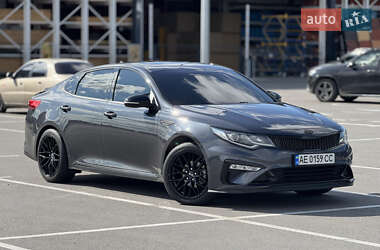 Седан Kia K5 2019 в 