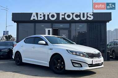 Седан Kia K5 2015 в Киеве
