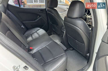 Седан Kia K5 2013 в 
