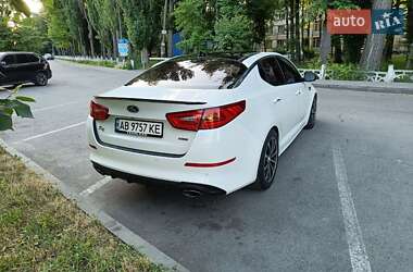 Седан Kia K5 2014 в 