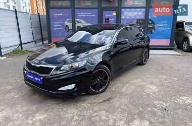 Седан Kia K5 2013 в 