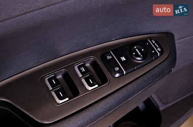 Седан Kia K5 2016 в 