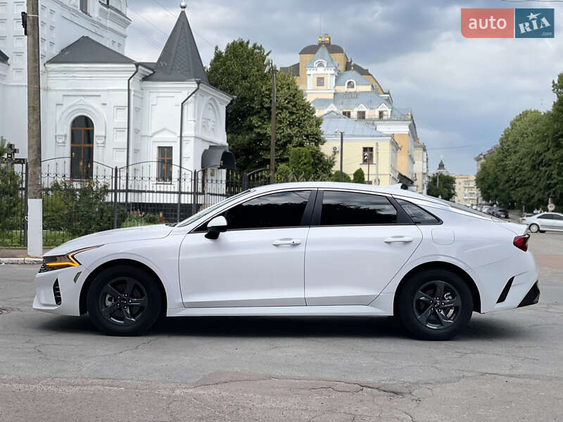 Седан Kia K5 2021 в Житомирі